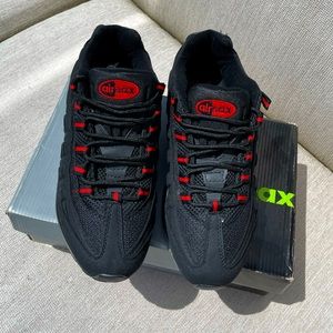 😍AIRMAX 95 Black Infrared Red 😍